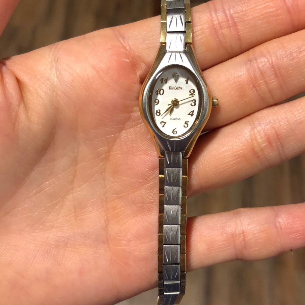 NEW Elgin watch